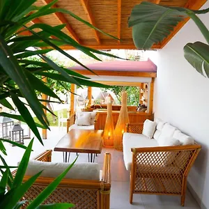 Audo Hotel